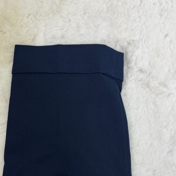NWOT LOFT Navy Blue Cropped Pants 4P - Picture 7 of 11